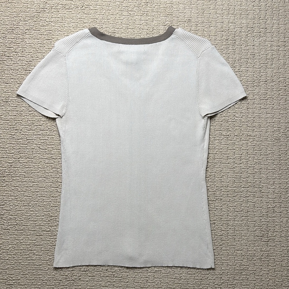 Geoffrey Beene V-Neck Shirt - Picture 2 of 4